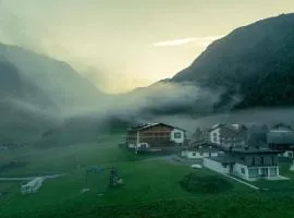 Hotel Falknerhof