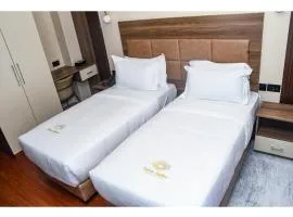 Deluxe Apartments at Sebai Suites By Karibu Stays