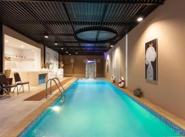 We Briza Hotel Chiangmai, hotel in Chiang Mai