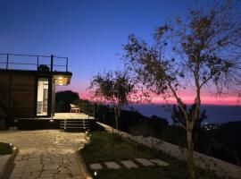 Sage Chalet Ebrine, hotel em Batroun