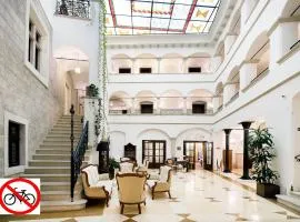 Arcadia Boutique Hotel