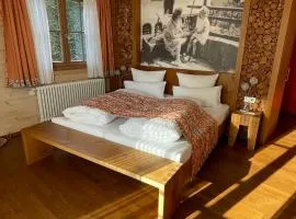 Neumaier's Hotel