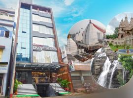 Hotel Ekta International !! 300 Mts From BABA BAIDYANATH DHAM TEMPLE !!, хотел в Диогар