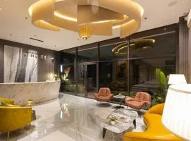 IVA Premium by UV Hotels - Free Airport Pickup or Drop