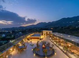 Perfectstayz Premium Dehradun at Rajpur road