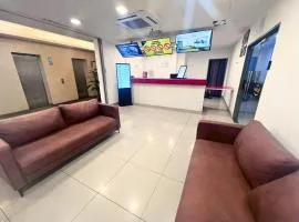 Smile Hotel Damansara Tropical