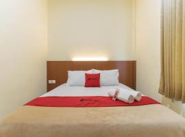 RedDoorz Syariah near Transmart Jambi 2, hotel i Paalmerah