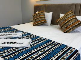 Apple Hostel Bishkek, khách sạn ở Bishkek