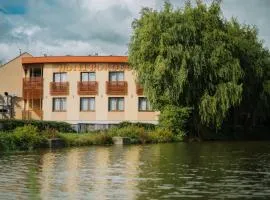 Hotel Rokoko Košice - free parking