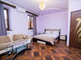 Favorit Hostel Yvn, hotel a Yerevan