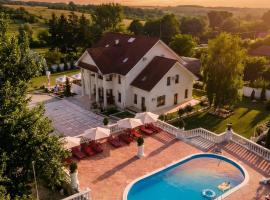 Virginia Gardens: Băile Govora şehrinde bir otel