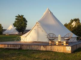 Glamping pospolu, готель у місті Mokrovraty