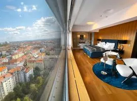 SKY SUITE HOTEL