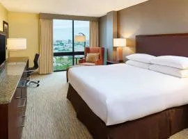 DoubleTree by Hilton San Antonio Airport