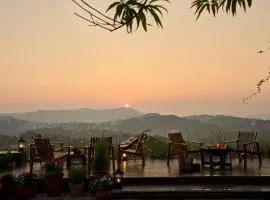 Signature by M Village The Valley Retreat