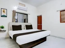 Grand Hotel Ayushmn