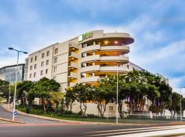 Holiday Inn Express Durban - Umhlanga by IHG, хотел в Дърбан