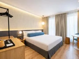 Petit Palace Plaza España