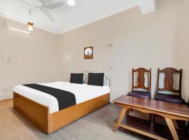 Super Townhouse Rajbagh Formerly Hotel Modern – hotel w mieście Śrinagar