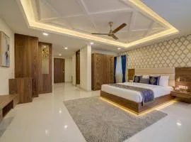 Hotel Travellers Suites By Decent - Delhi Airport Free Airport Pickup