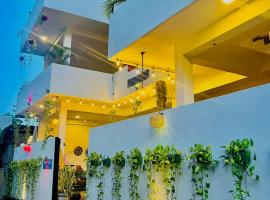 Saffron Swell Villa, hotell i Arugam Bay