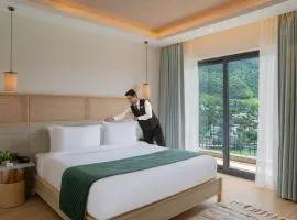 Rosewood Retreat Bhimtal - Luxury Lake View Resort on Bhimtal Lake