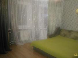 A picture of the hotel: Apartment on Staroderevenskaya