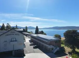 Lake Jindabyne Hotel