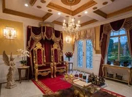 EMPRESS Boutique HOTEL