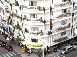 Khách Sạn Long Xuyên
