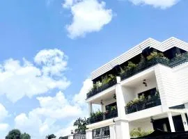 Royal House Inn Villa