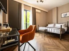 Golden Boutique Hotel