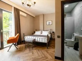 Golden Boutique Hotel