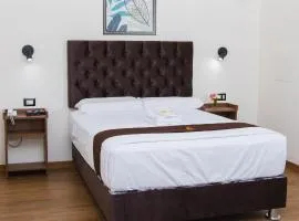 Zentra Plaza Hotel & Cowork