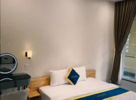 Blue Diamond Homestay - Garden View