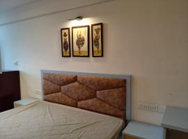 Urban heaven-Enjoy with Rajasthani culture, hotel sa Wad