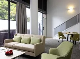 Meriton Suites Waterloo