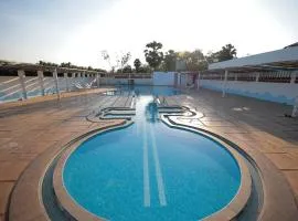 La PAVI RESORT