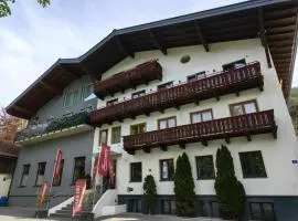Thurners Boutique Hotel, Großes Kino am Tor zur Großglocknerstraße