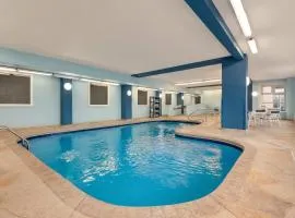 Baymont by Wyndham Rockford
