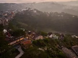 Signature by M Village The Valley Retreat