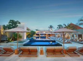 The Bandha Hotel & Suites