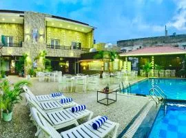 The G R A N D Bhagwat Udaipur near shashtri circle