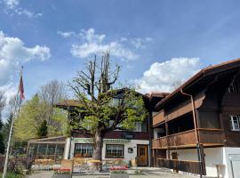 Tenne Lenk - Gasthof & Hotel, hotel u gradu 'Lenk'