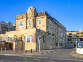 The Sandringham Hotel
