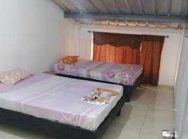Hotel Marrakech, hotel i Tonsupa