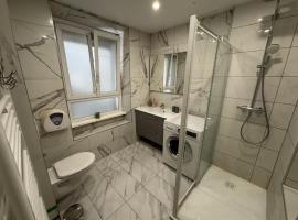 La Petite Auberge de Strasbourg، فندق في ستراسبورغ