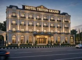 Hotel Triton Grand