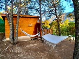Glamping MORET Tiny House M1, hotel em Los Lirios