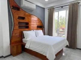 Jayanthy White House